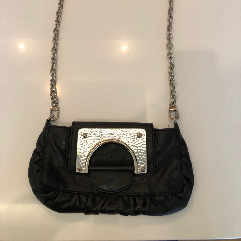 DVF clutch
